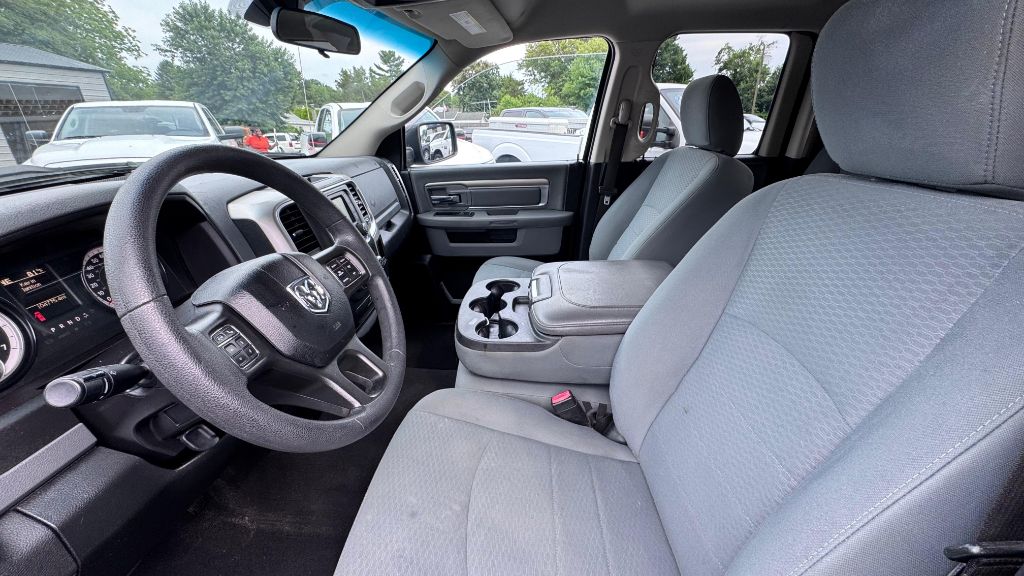 RAM 1500 2018 RAM 1500 1C6RR6GG4JS317456