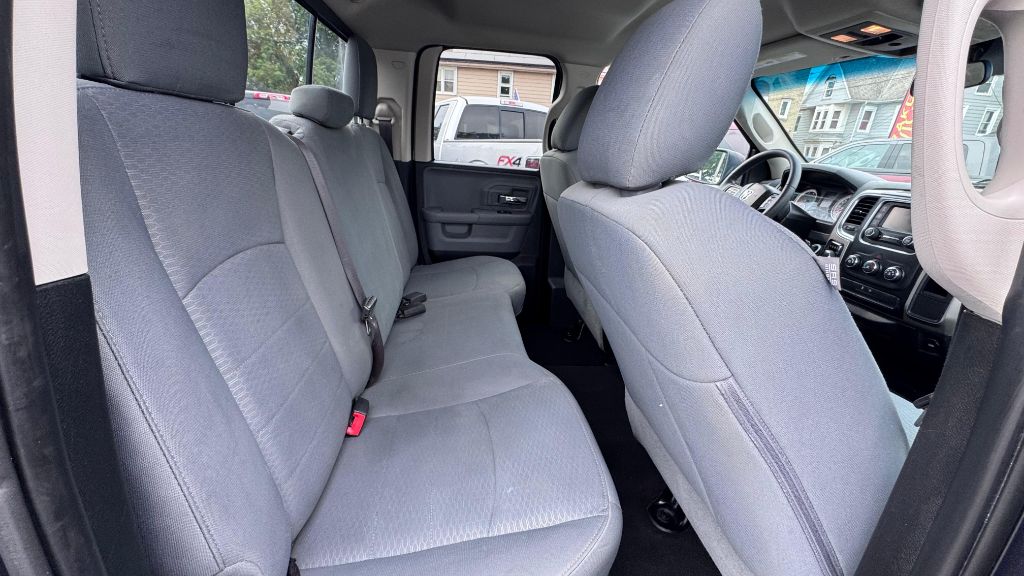 RAM 1500 2018 RAM 1500 1C6RR6GG4JS317456