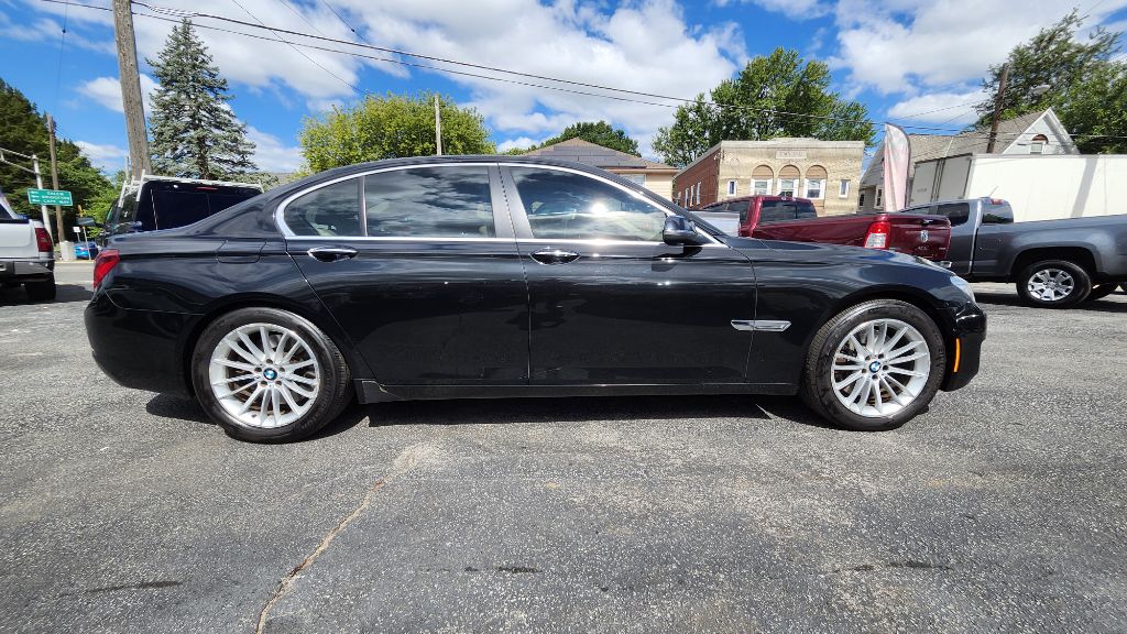 Photo 7 of this BMW 7 SERIES
