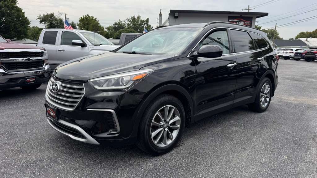 Photo 5 of this HYUNDAI SANTA FE