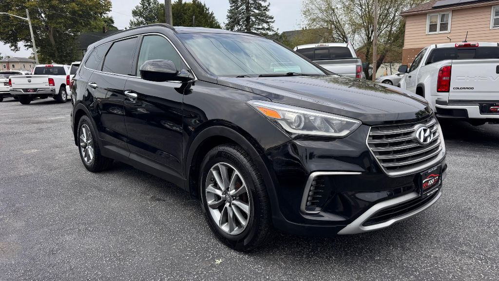 Photo 8 of this HYUNDAI SANTA FE