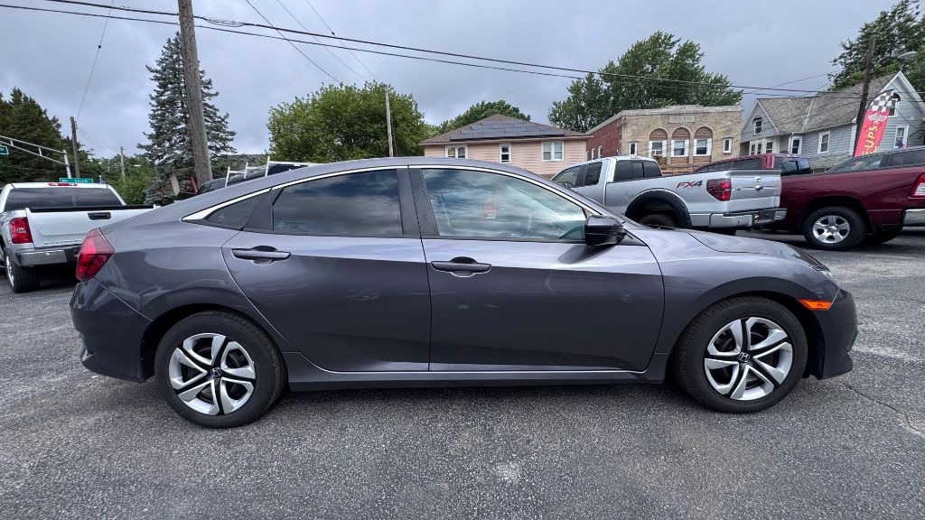 Photo 8 of this HONDA CIVIC