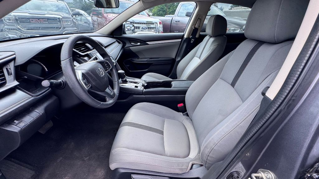 Photo 27 of this HONDA CIVIC