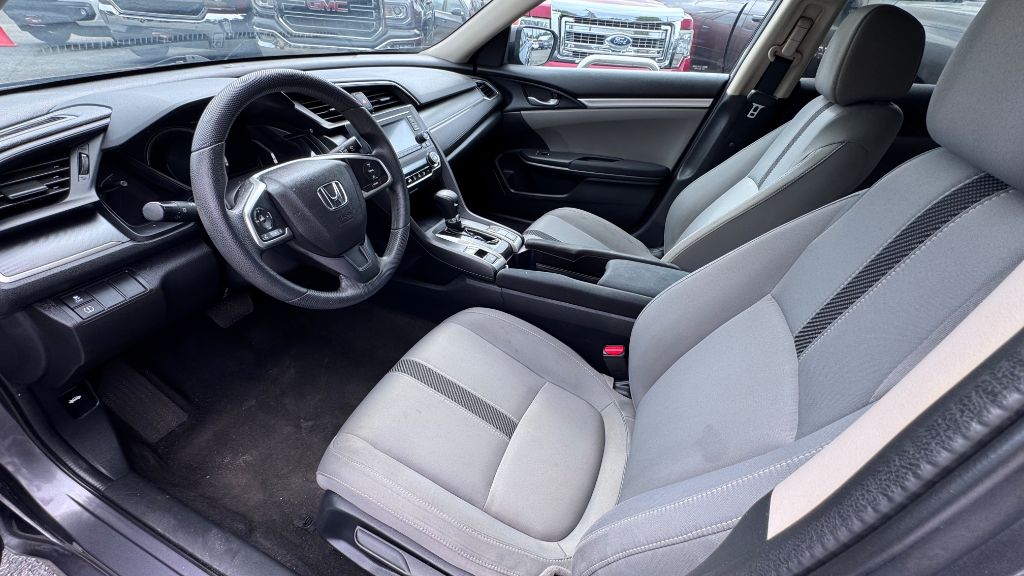 Photo 37 of this HONDA CIVIC