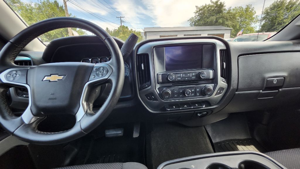 Photo 16 of this CHEVROLET SILVERADO 1500