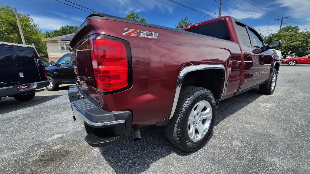 Photo 10 of this CHEVROLET SILVERADO 1500