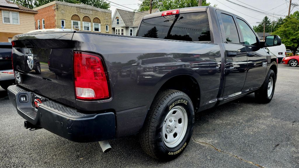 Photo 6 of this RAM 1500 CLASSIC