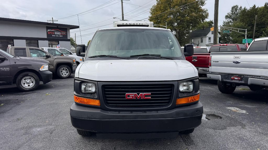 Photo 2 of this GMC SAVANA
