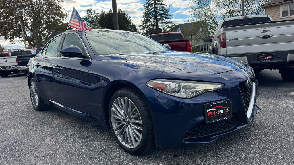 Photo 2 of this ALFA ROMEO GIULIA
