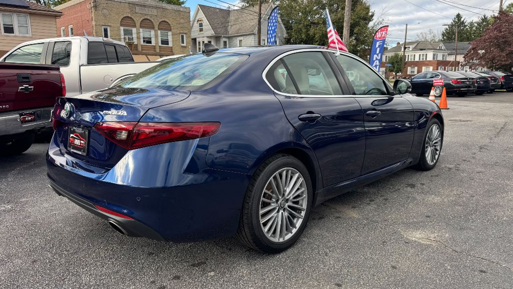 Photo 7 of this ALFA ROMEO GIULIA