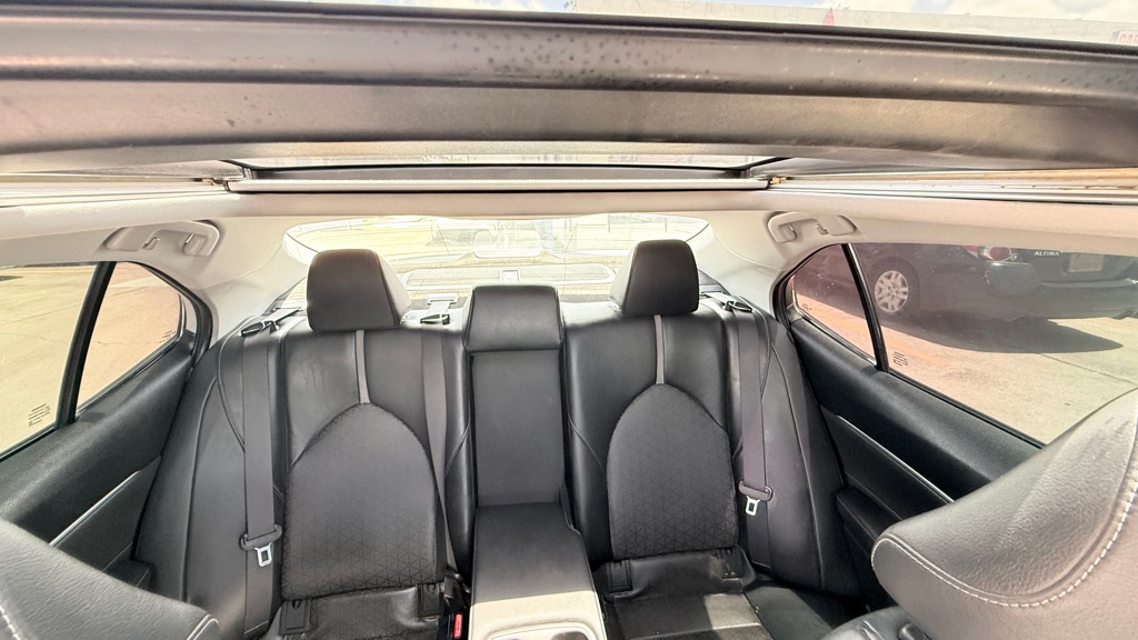 Photo 20 of this TOYOTA CAMRY