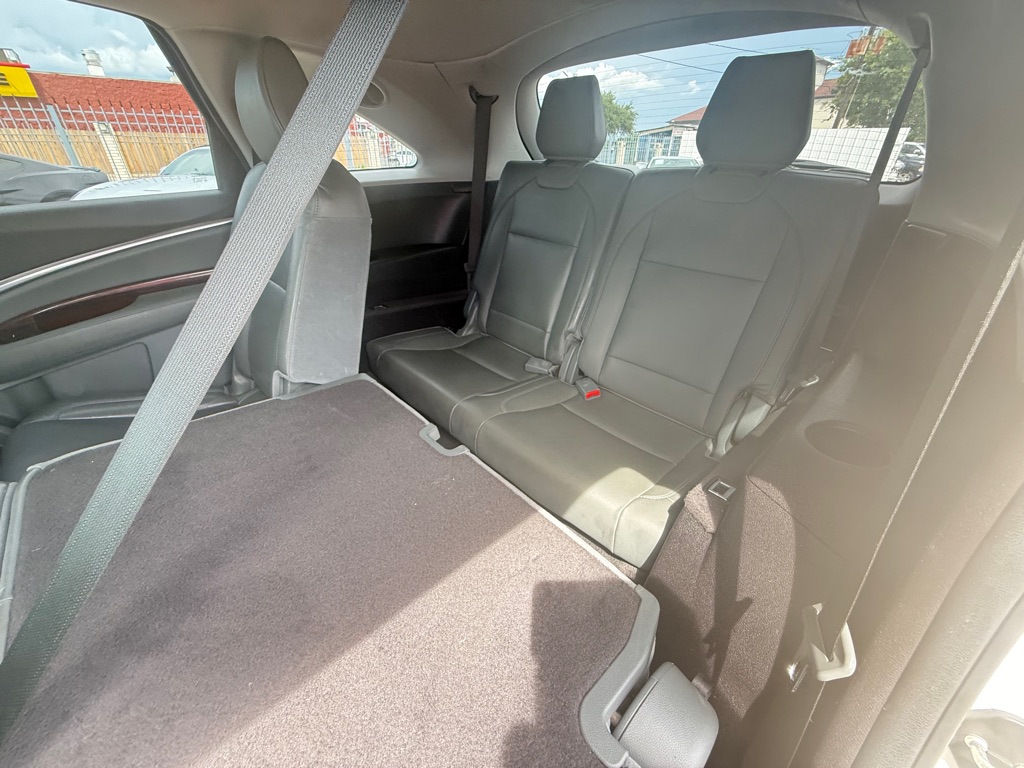 Photo 16 of this ACURA MDX