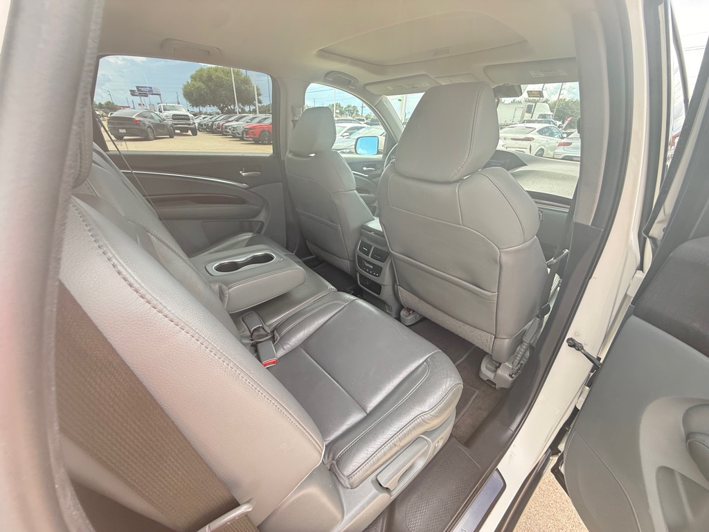Photo 17 of this ACURA MDX