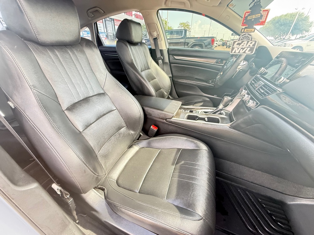 Photo 20 of this HONDA ACCORD