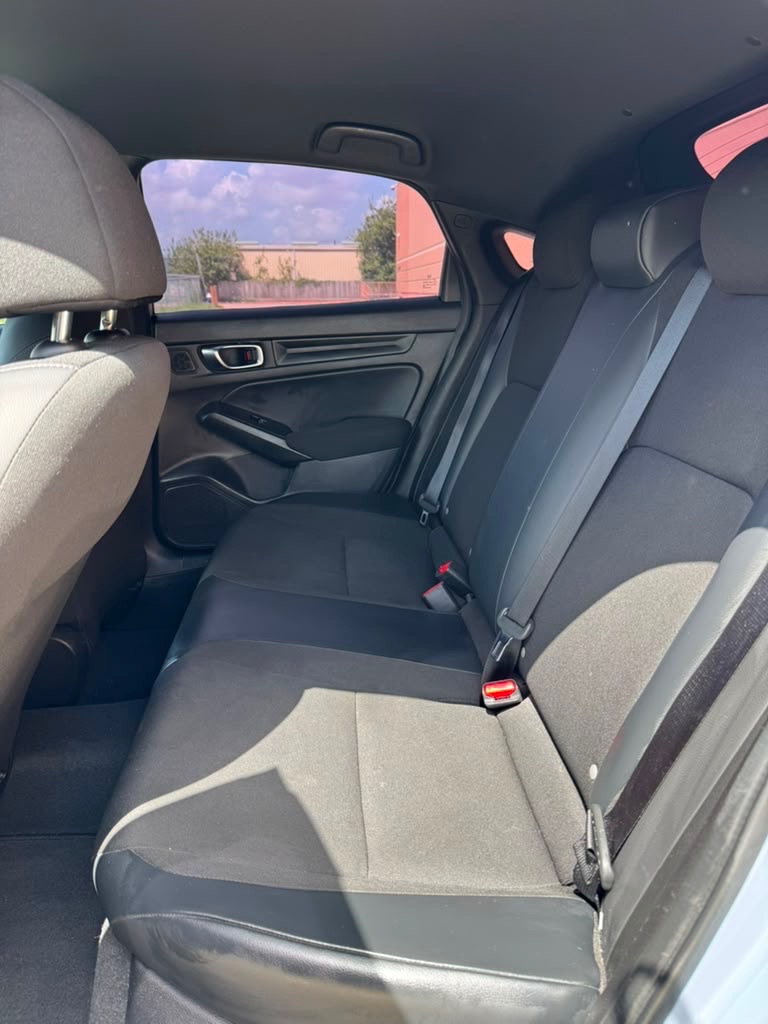 Photo 12 of this HONDA CIVIC