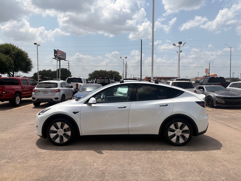 Photo 5 of this TESLA MODEL Y