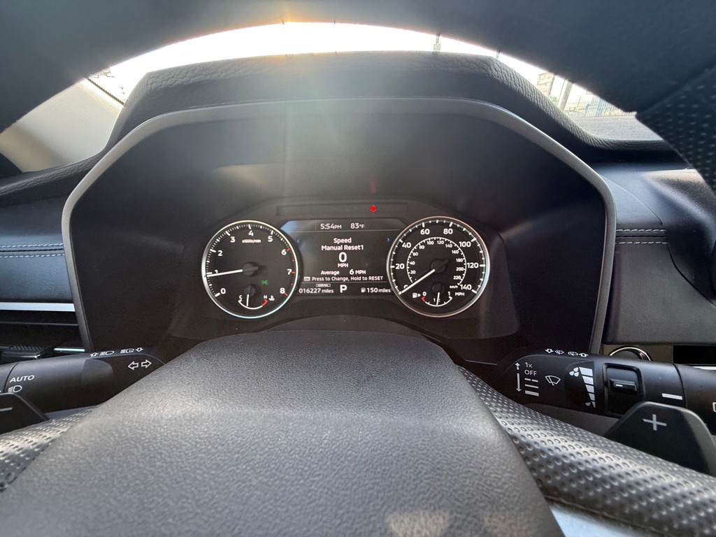 Photo 24 of this MITSUBISHI OUTLANDER