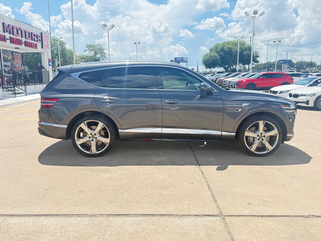 Photo 8 of this GENESIS GV80