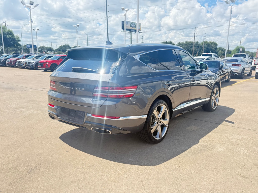 Photo 7 of this GENESIS GV80