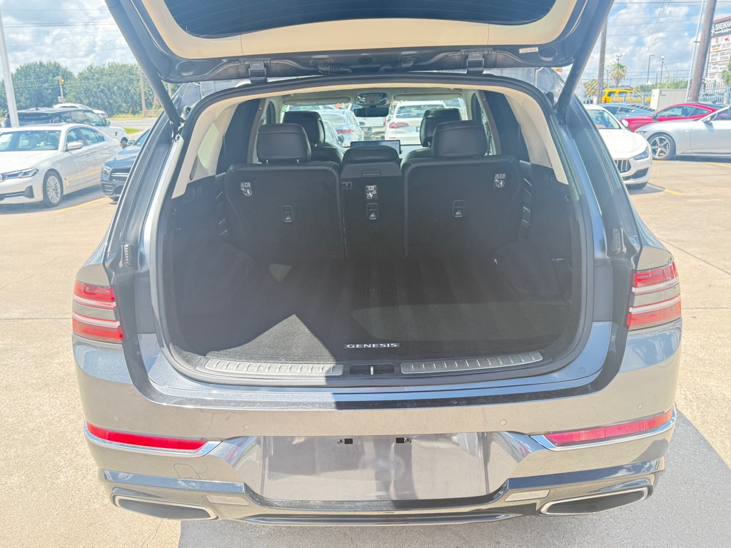 Photo 28 of this GENESIS GV80