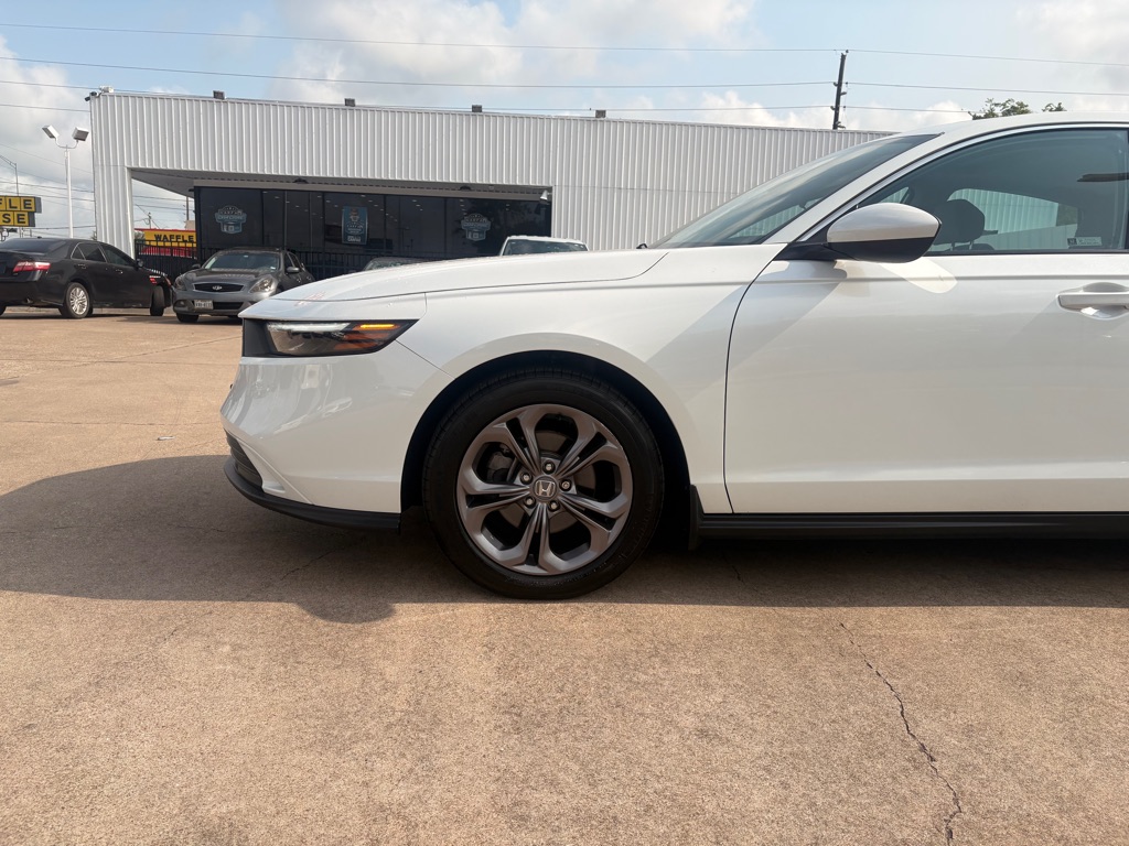 Photo 4 of this HONDA ACCORD