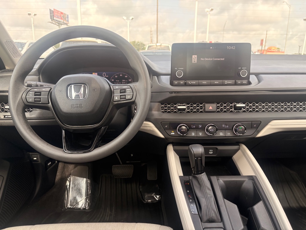 Photo 18 of this HONDA ACCORD