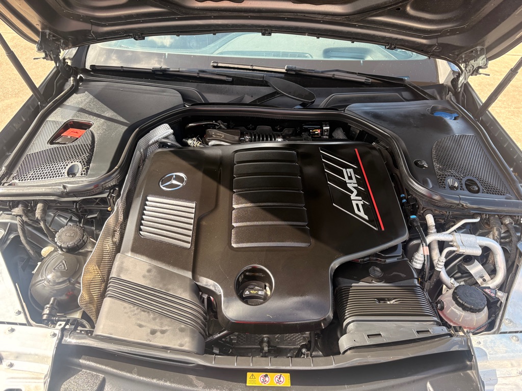 Photo 11 of this MERCEDES-BENZ CLS