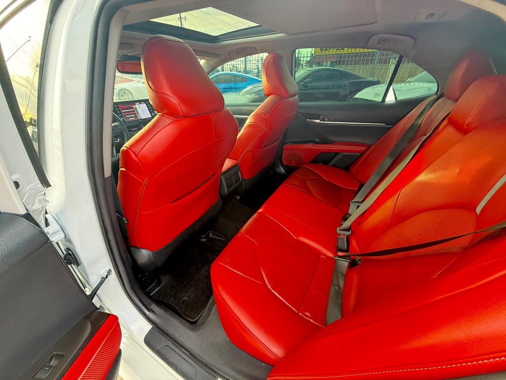 Photo 17 of this TOYOTA CAMRY
