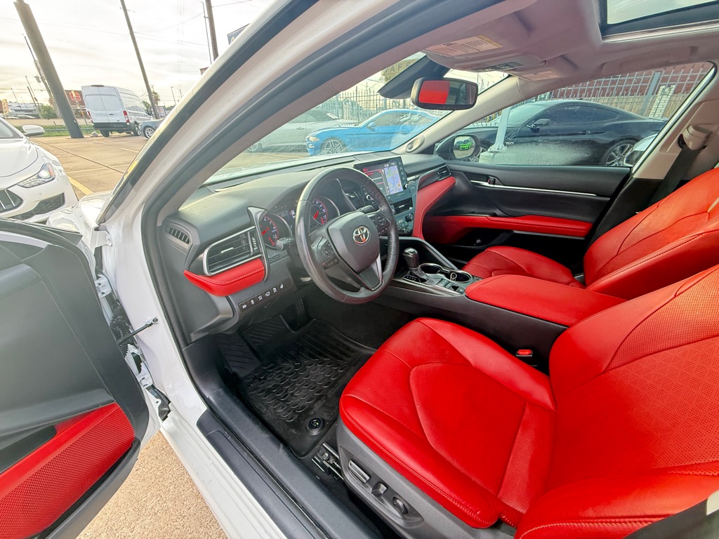 Photo 14 of this TOYOTA CAMRY