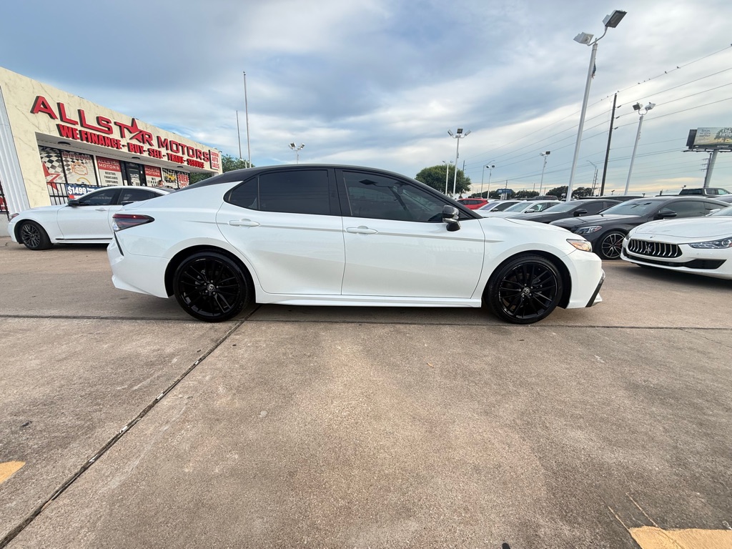 Photo 8 of this TOYOTA CAMRY
