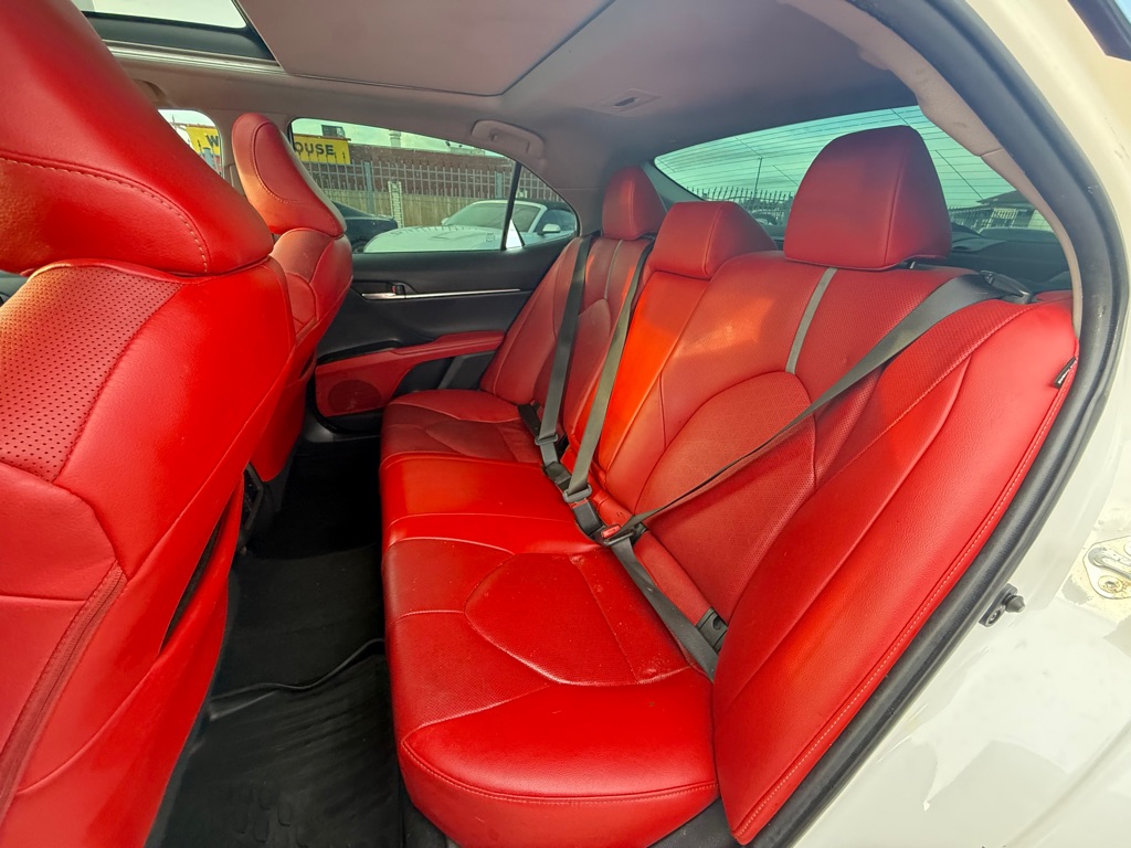 Photo 16 of this TOYOTA CAMRY