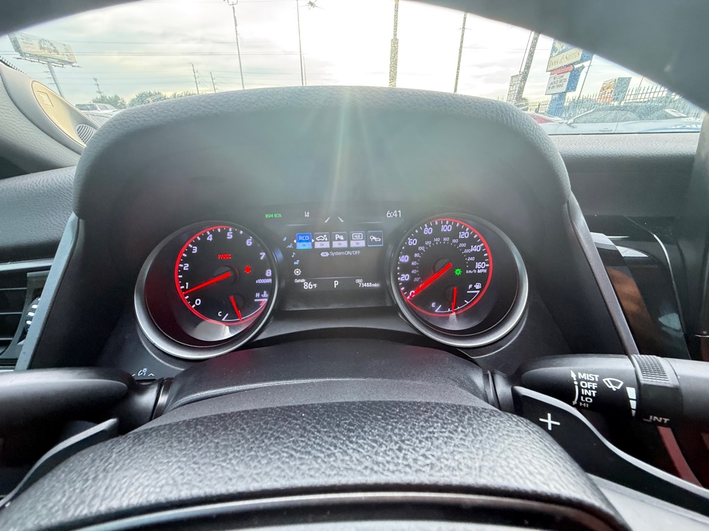 Photo 27 of this TOYOTA CAMRY