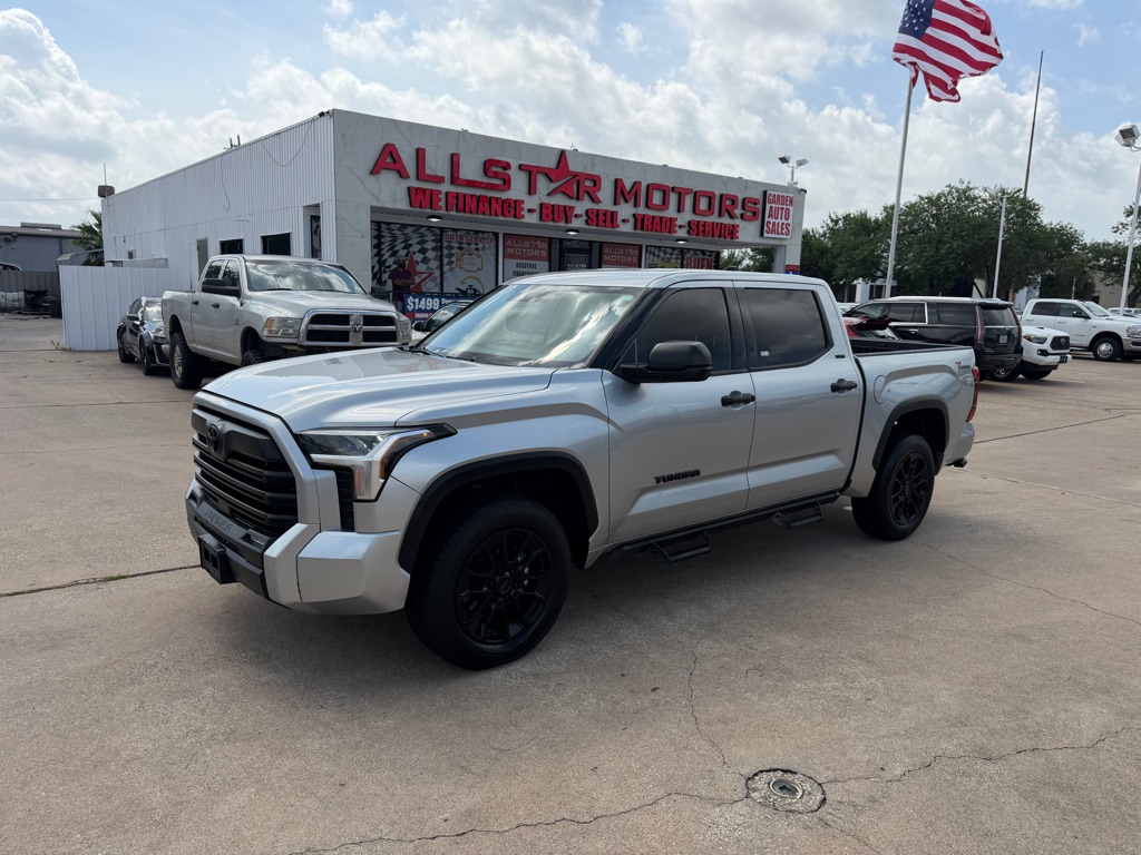 Photo 3 of this TOYOTA TUNDRA