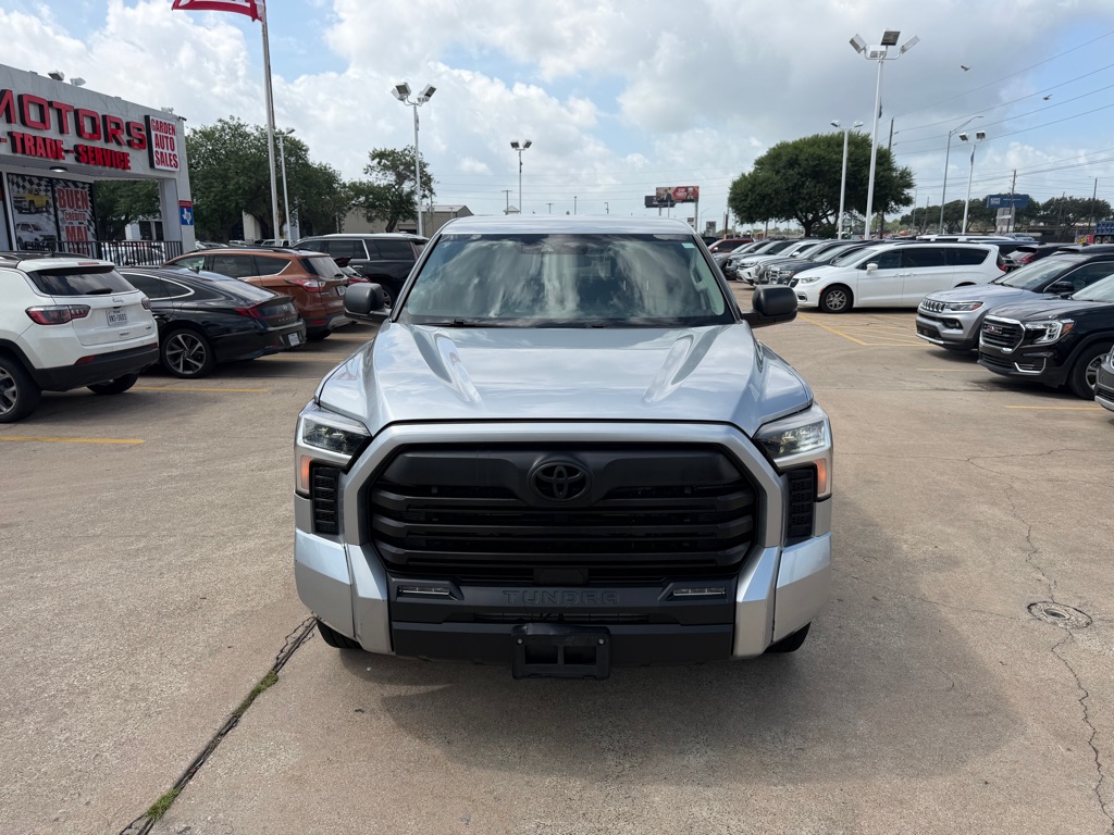 Photo 2 of this TOYOTA TUNDRA