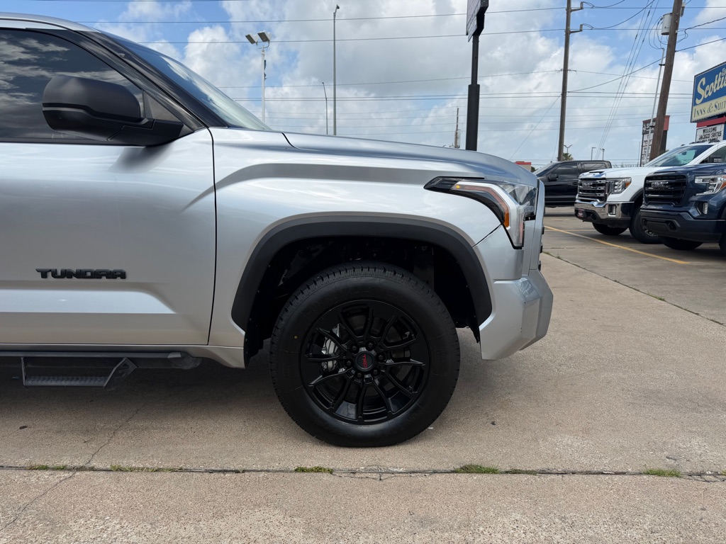 Photo 5 of this TOYOTA TUNDRA