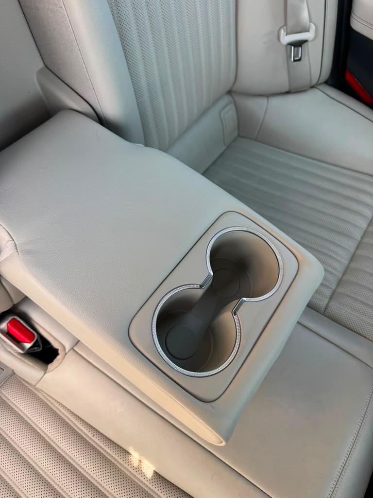 Photo 15 of this GENESIS G70