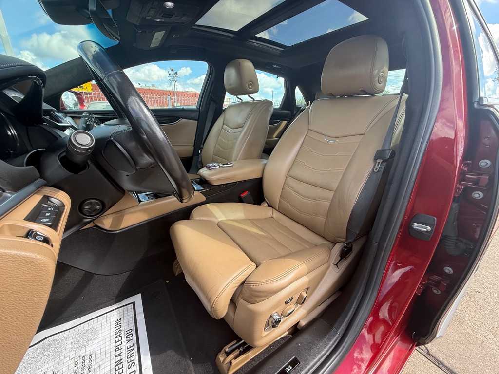 Photo 14 of this CADILLAC XTS