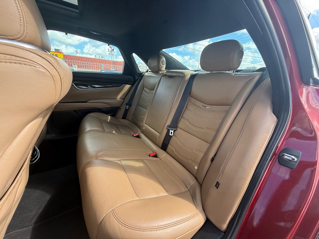 Photo 16 of this CADILLAC XTS