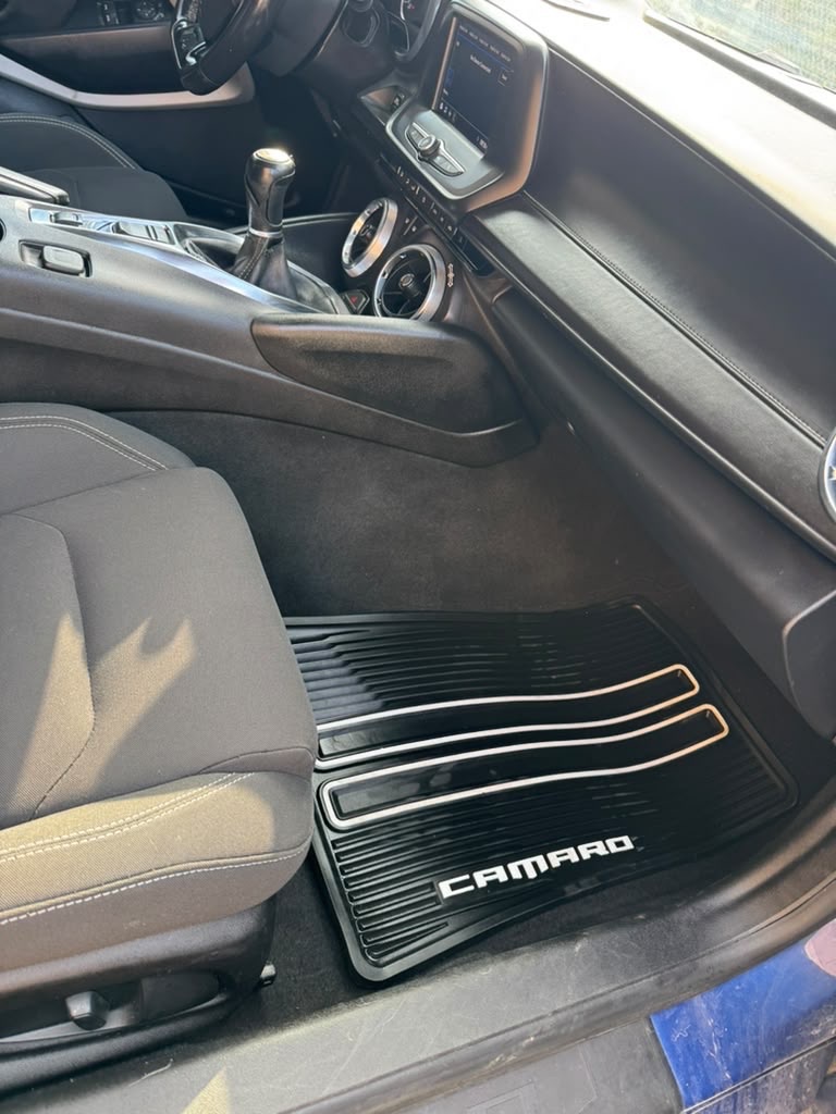 Photo 13 of this CHEVROLET CAMARO