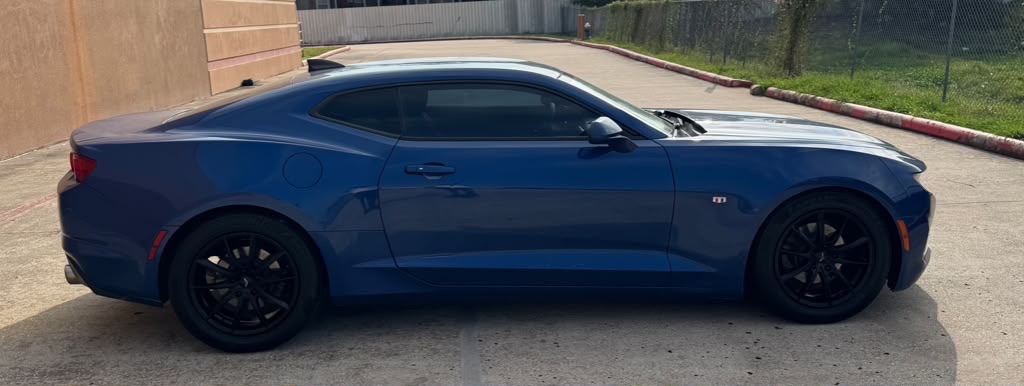 Photo 8 of this CHEVROLET CAMARO
