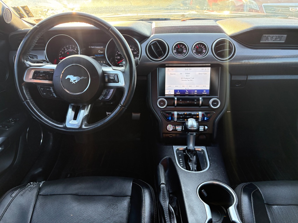 Photo 13 of this FORD MUSTANG