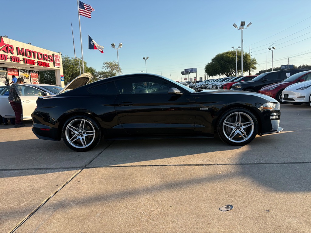 Photo 8 of this FORD MUSTANG
