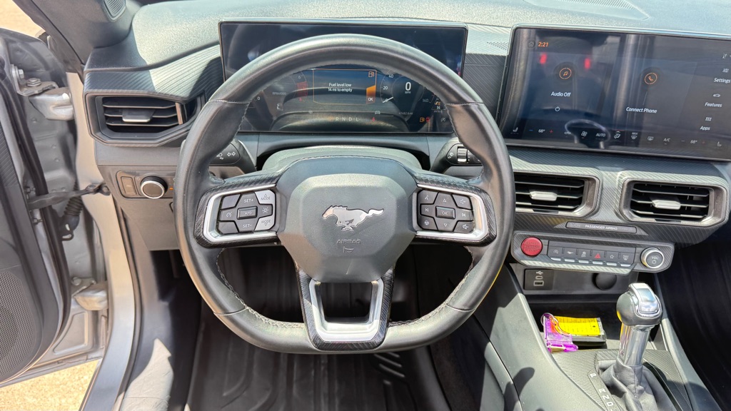 Photo 19 of this FORD MUSTANG