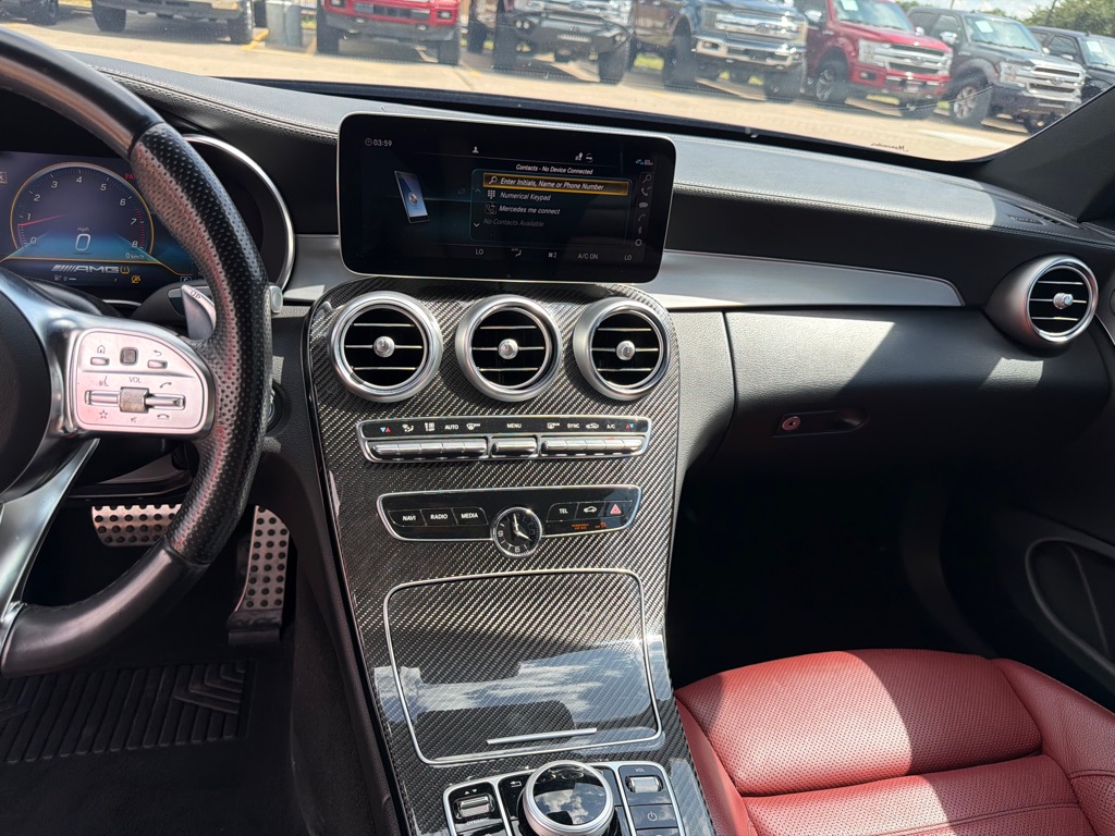 Photo 19 of this MERCEDES-BENZ C-CLASS
