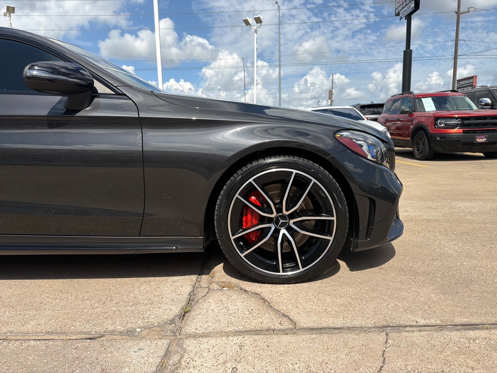 Photo 5 of this MERCEDES-BENZ C-CLASS