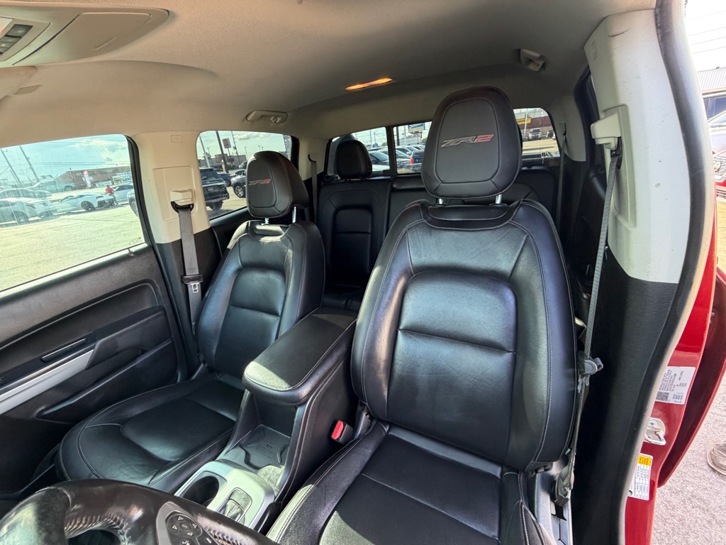 Photo 16 of this CHEVROLET COLORADO