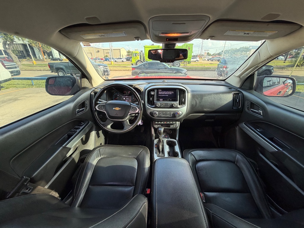 Photo 18 of this CHEVROLET COLORADO