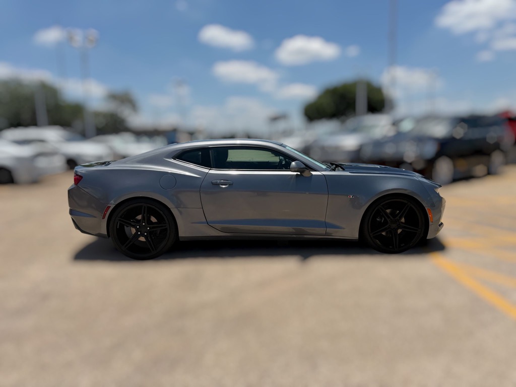 Photo 8 of this CHEVROLET CAMARO