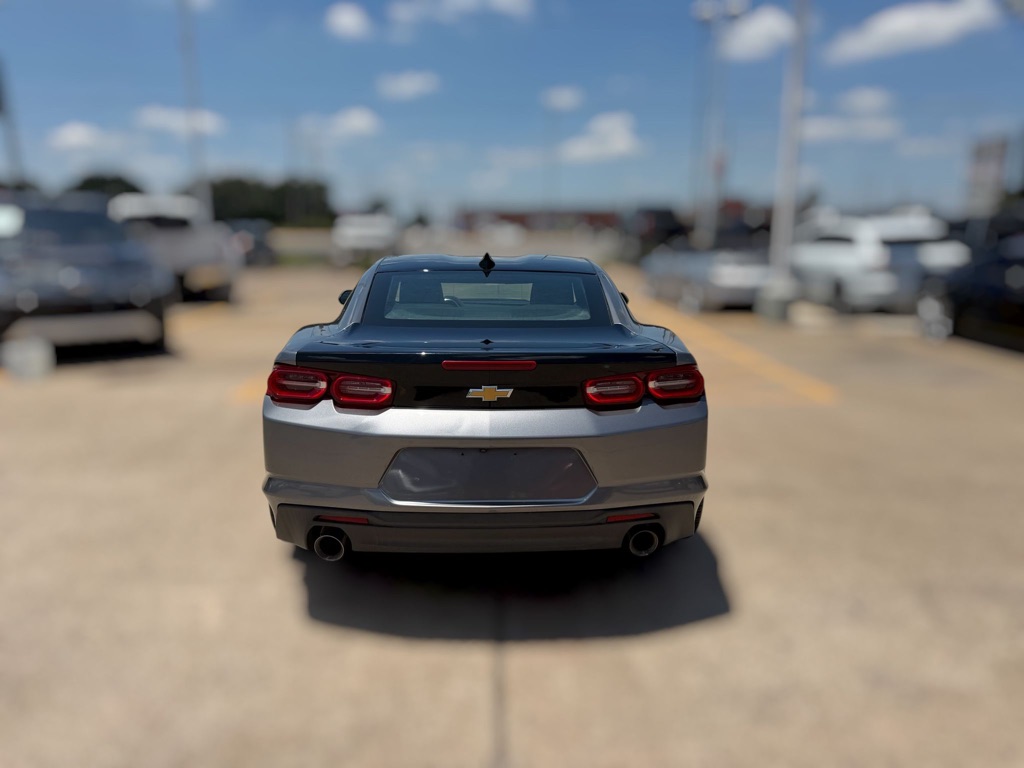 Photo 10 of this CHEVROLET CAMARO