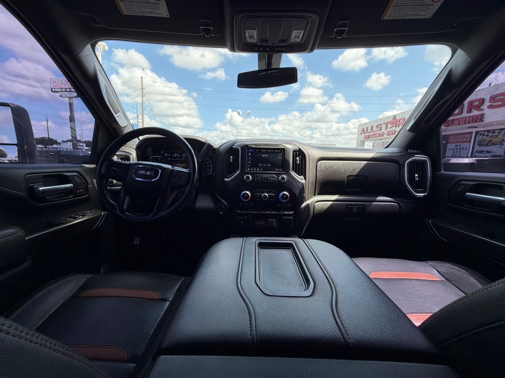 Photo 17 of this GMC SIERRA 2500HD